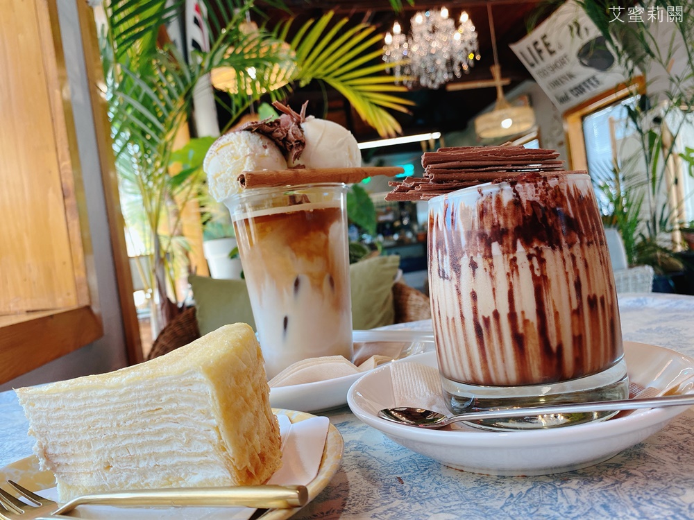 ❤️濟州蜜月旅行❤️眺望日出峰&湛藍海景的SUMA咖啡(수마카페)~巧克力碎片拿鐵&冰淇淋拿鐵都好好喝!